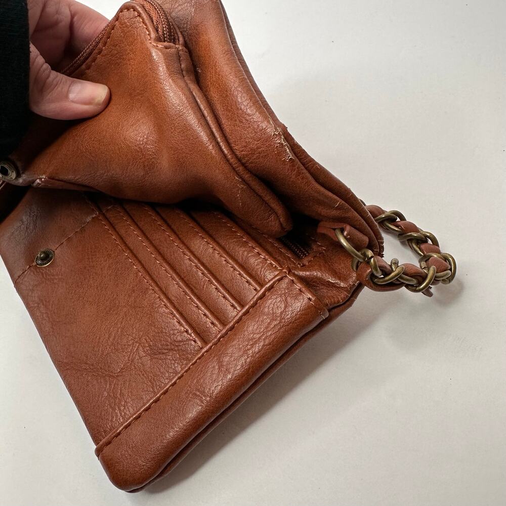 Shyanne Bohemian Western Style Crossbody Bag Leather Grommet Design Tassel - Picture 14 of 16